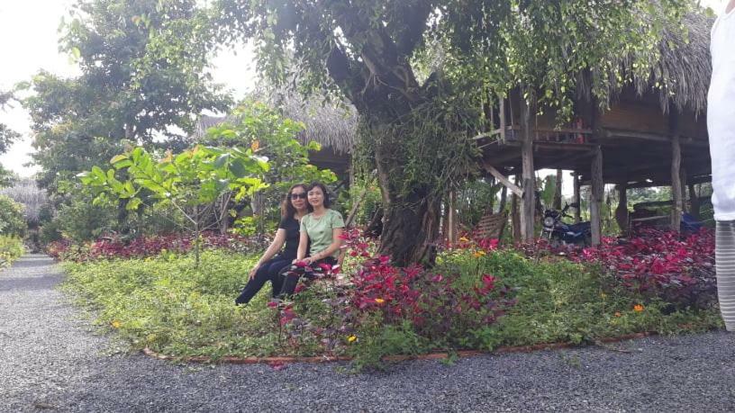 Sunny Field Eco Stilt House Βίλα Cat Tien Εξωτερικό φωτογραφία